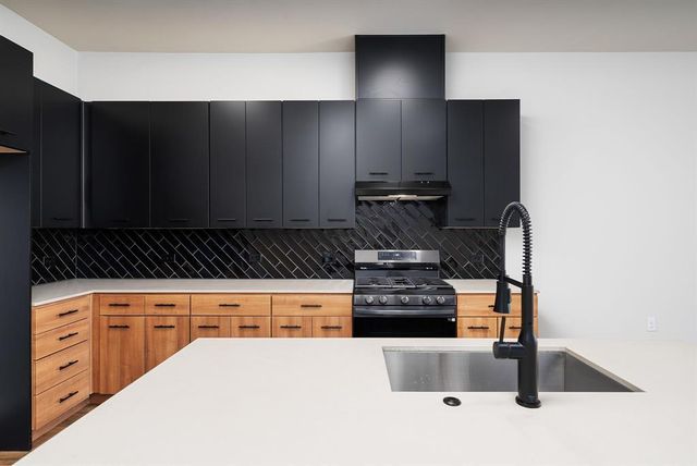 4510 Terry-O LN 416, Austin, TX 78745