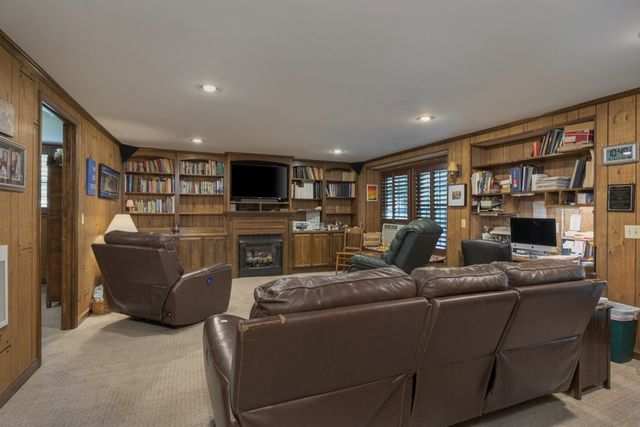 8417 Merrymount Dr, Nashville, TN 37221