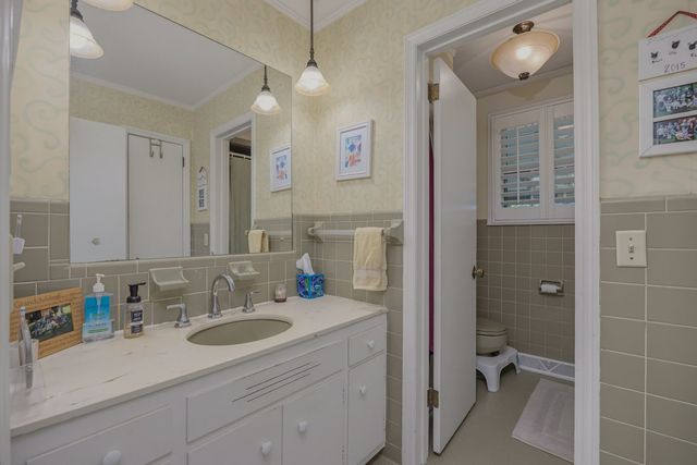 8417 Merrymount Dr, Nashville, TN 37221