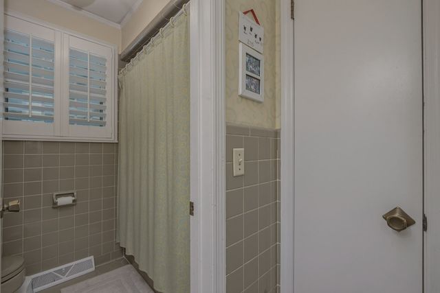 8417 Merrymount Dr, Nashville, TN 37221