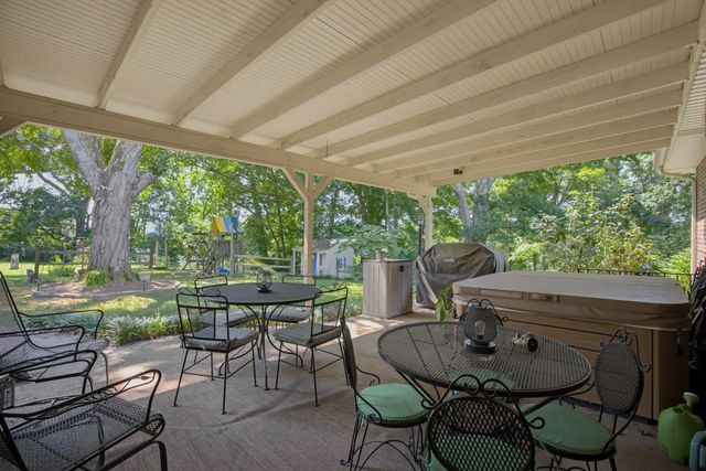 8417 Merrymount Dr, Nashville, TN 37221