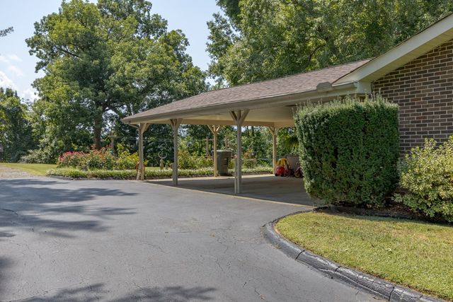 8417 Merrymount Dr, Nashville, TN 37221