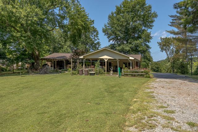 8417 Merrymount Dr, Nashville, TN 37221