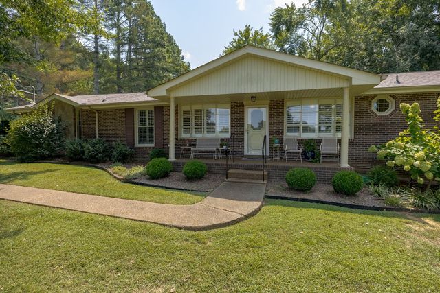 8417 Merrymount Dr, Nashville, TN 37221