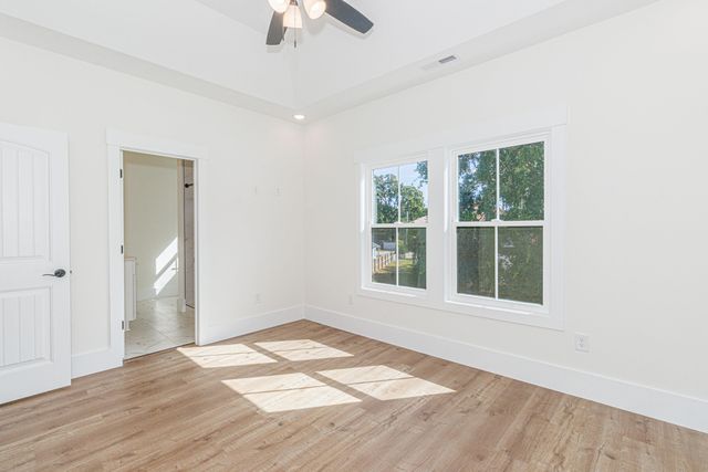 614 B Collins St., Myrtle Beach, SC 29577