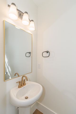 614 B Collins St., Myrtle Beach, SC 29577
