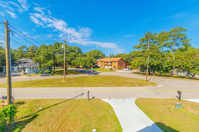 614 B Collins St., Myrtle Beach, SC 29577