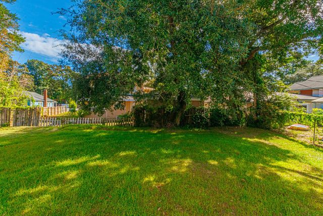 614 B Collins St., Myrtle Beach, SC 29577