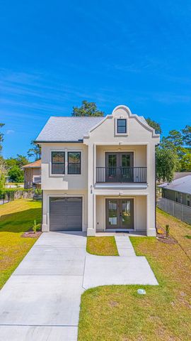 614 B Collins St., Myrtle Beach, SC 29577
