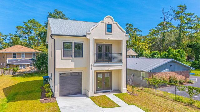 614 B Collins St., Myrtle Beach, SC 29577