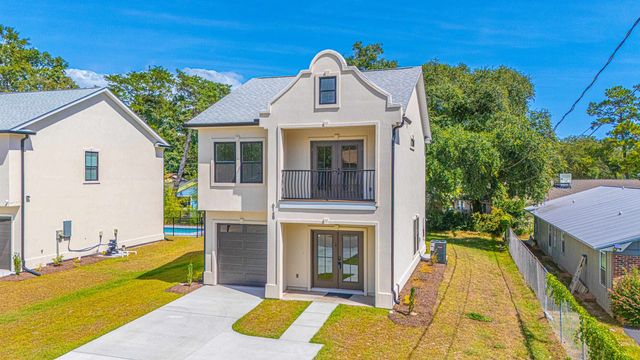 614 B Collins St., Myrtle Beach, SC 29577