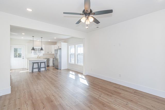 614 B Collins St., Myrtle Beach, SC 29577