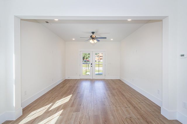 614 B Collins St., Myrtle Beach, SC 29577