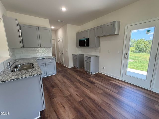 456 Finch Lane, Four Oaks, NC 27524