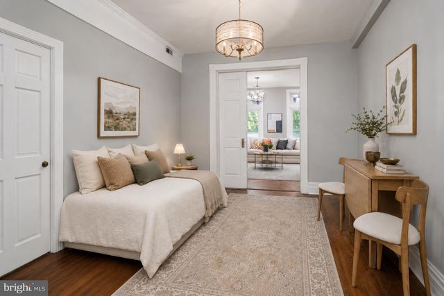 1906 W MAIN ST, Richmond, VA 23220