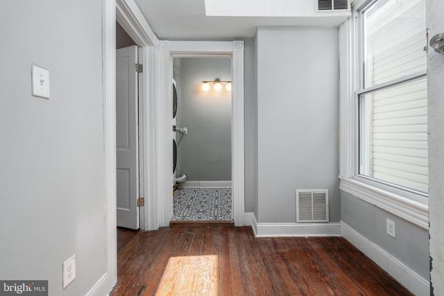 1906 W MAIN ST, Richmond, VA 23220