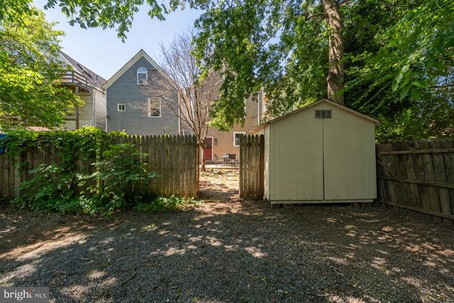 1906 W MAIN ST, Richmond, VA 23220