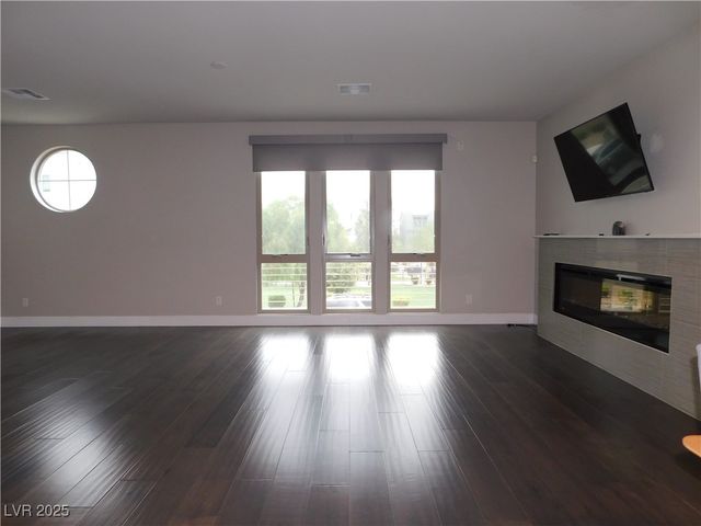 8065 Misty Canyon Avenue, Las Vegas, NV 89113