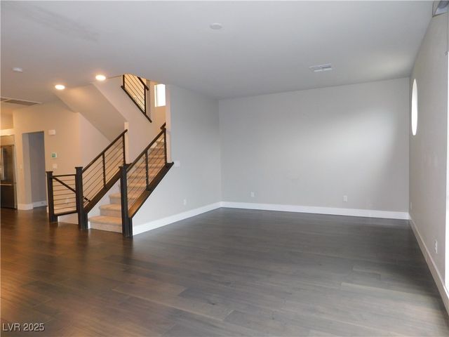 8065 Misty Canyon Avenue, Las Vegas, NV 89113