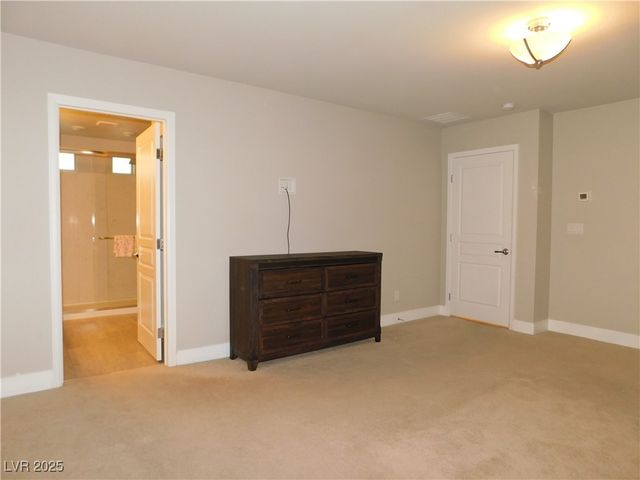 8065 Misty Canyon Avenue, Las Vegas, NV 89113