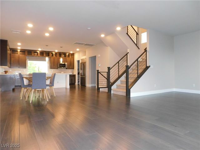 8065 Misty Canyon Avenue, Las Vegas, NV 89113