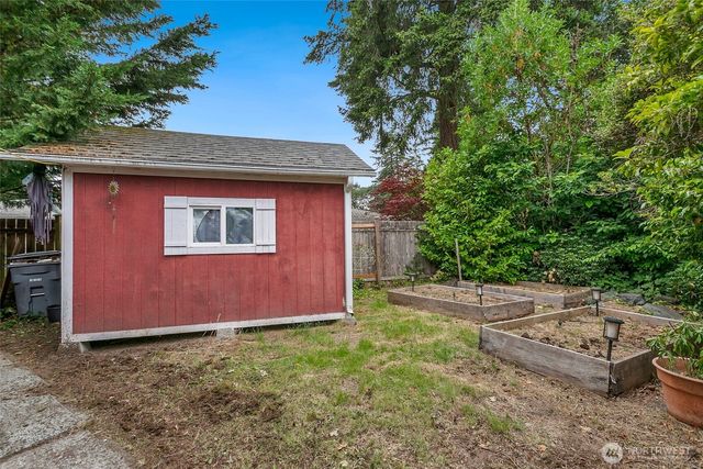 8424 97th Street SW, Lakewood, WA 98498