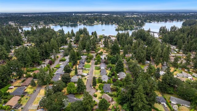 8424 97th Street SW, Lakewood, WA 98498