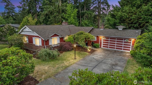 8424 97th Street SW, Lakewood, WA 98498