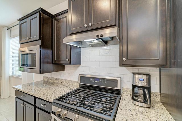 6735 HAVERHILL COURT, Bradenton, FL 34202