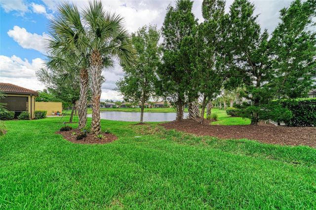 6735 HAVERHILL COURT, Bradenton, FL 34202