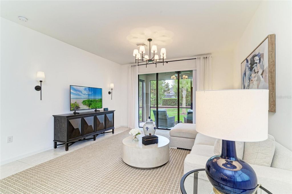 Image 15 of property listing at 6735 HAVERHILL COURT, Bradenton, FL 34202