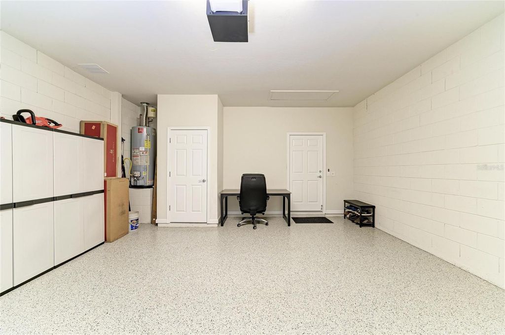 Image 28 of property listing at 6735 HAVERHILL COURT, Bradenton, FL 34202