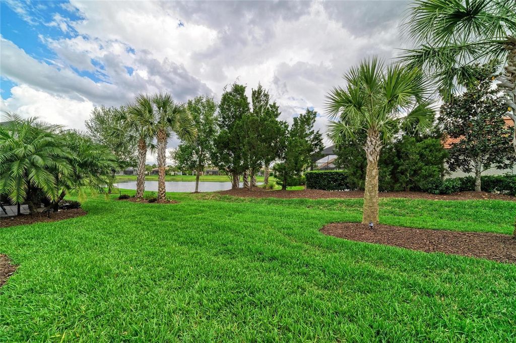 Image 32 of property listing at 6735 HAVERHILL COURT, Bradenton, FL 34202