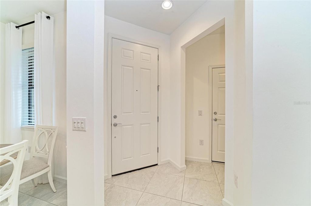 Image 5 of property listing at 6735 HAVERHILL COURT, Bradenton, FL 34202