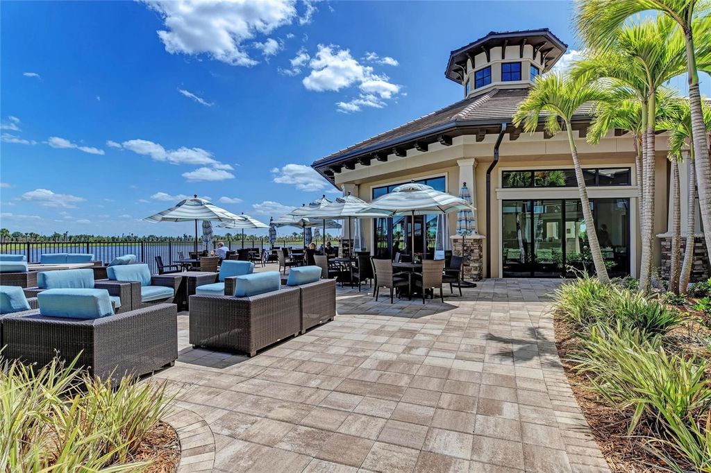 Image 46 of property listing at 6735 HAVERHILL COURT, Bradenton, FL 34202