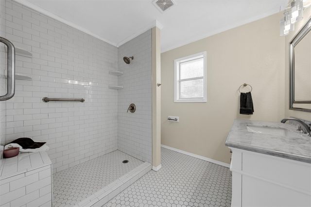 4401 Lacey Circle, Waco, TX 76708