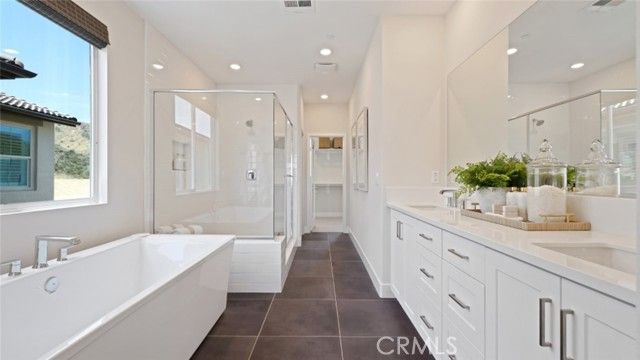29504 Corte Azulejo, Valencia (santa Clarita), CA 91354