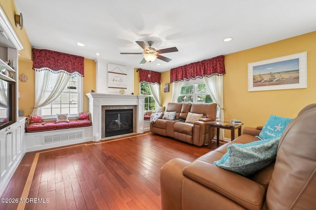 155 Riptide Avenue, Manahawkin, NJ 08050
