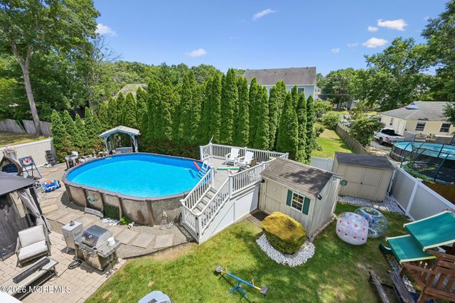 155 Riptide Avenue, Manahawkin, NJ 08050