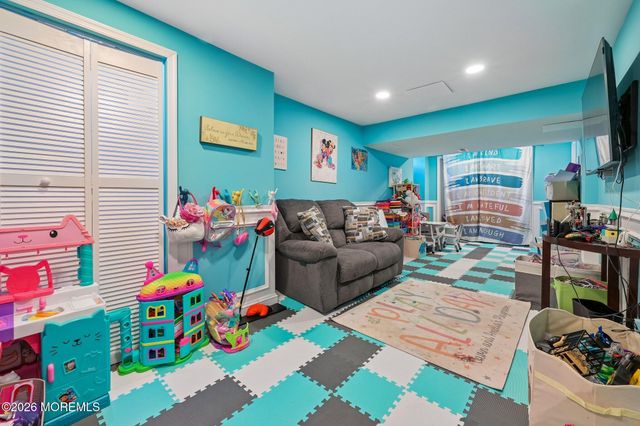 155 Riptide Avenue, Manahawkin, NJ 08050
