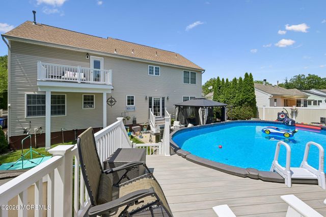 155 Riptide Avenue, Manahawkin, NJ 08050