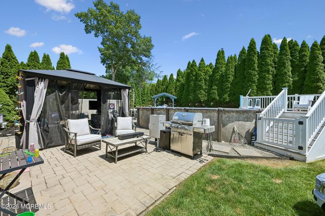 155 Riptide Avenue, Manahawkin, NJ 08050