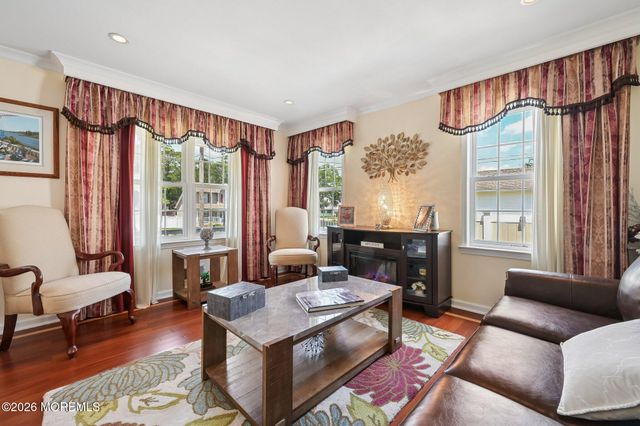 155 Riptide Avenue, Manahawkin, NJ 08050