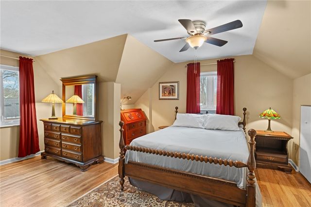 1049 Windermere Dr., Squirrel Hill, PA 15218