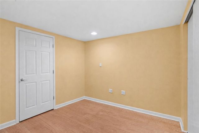 1049 Windermere Dr., Squirrel Hill, PA 15218