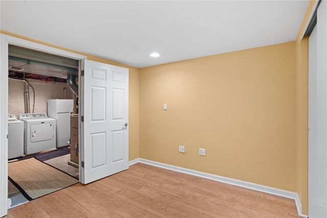 1049 Windermere Dr., Squirrel Hill, PA 15218