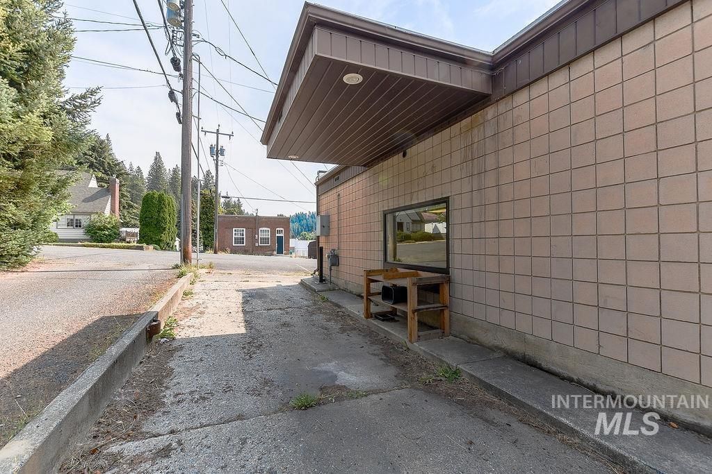 424 S Main St, Troy, ID 83871 photo 9