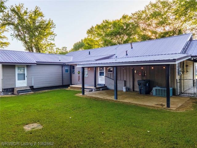 322 Locust Street, Sallisaw, OK 74955