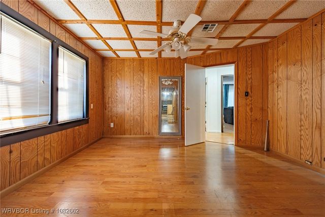 322 Locust Street, Sallisaw, OK 74955