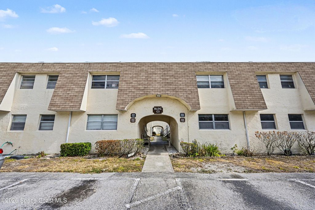 3135 Shady Dell Lane, Melbourne, FL 32935